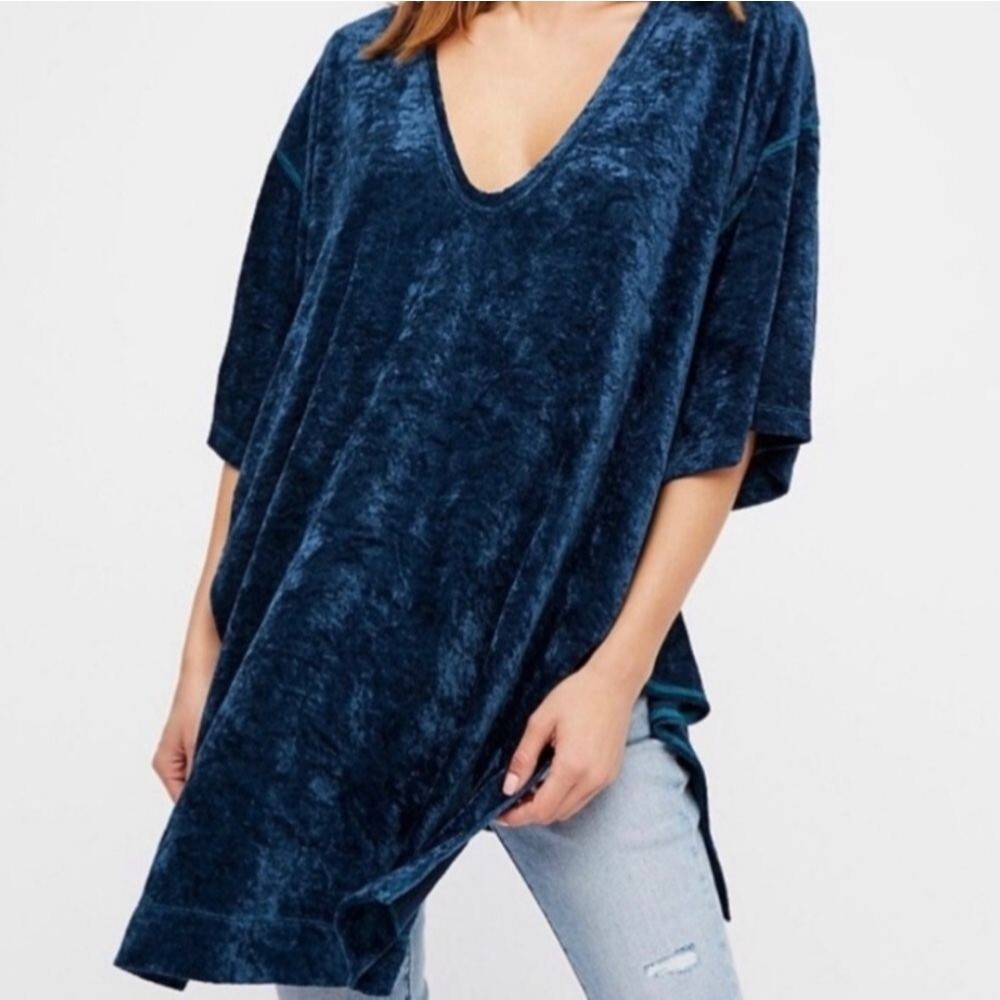 We The Free by Free People Crushed Velvet V-Neck Tunic Top Blue Size XS